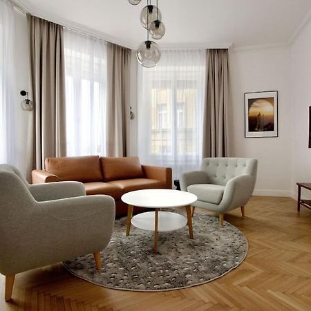 Premium Apartment By Hi - Central 2 Bedroom - Best View Budapeszt Zewnętrze zdjęcie