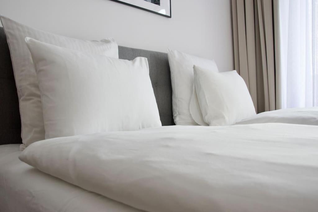 Premium Apartment By Hi - Central 2 Bedroom - Best View Budapeszt Zewnętrze zdjęcie